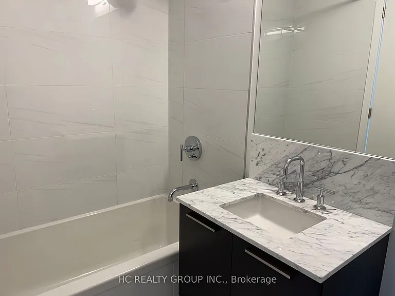 3 Gloucester St #713 — Photo 12