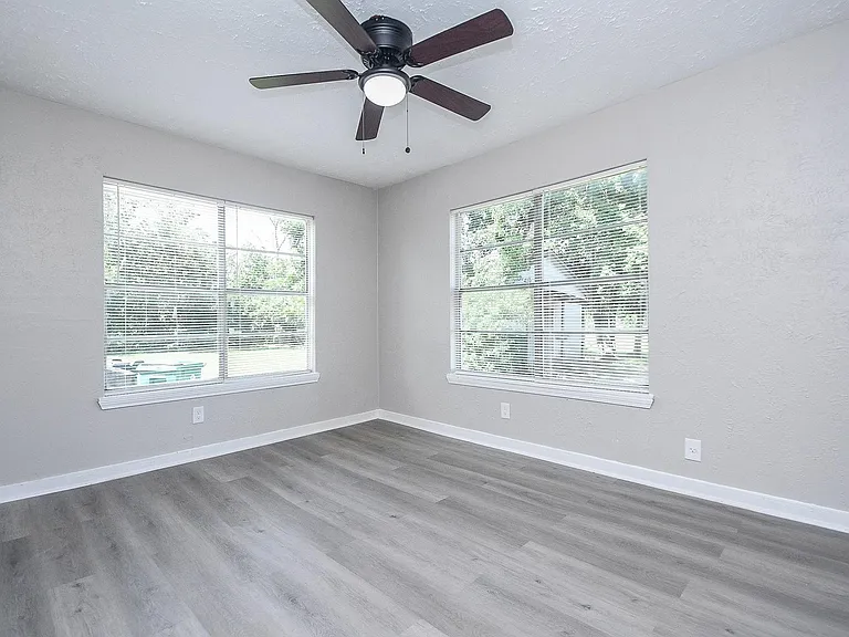 6024 Collingsworth St #2 — Photo 10