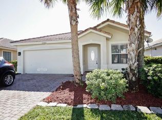 12322 NW 55th St, Pompano Beach, FL 33076