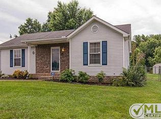 910 Cal Ct, Clarksville, TN 37042