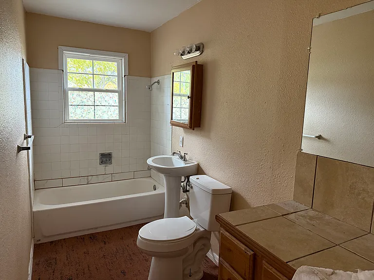 710 Prestwick Blvd — Photo 7