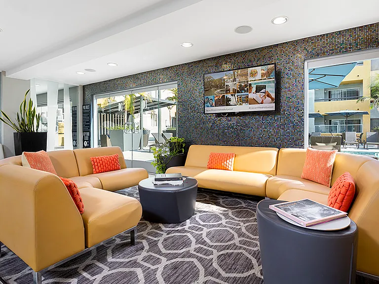 The Crescent At West Hollywood — Photo 14