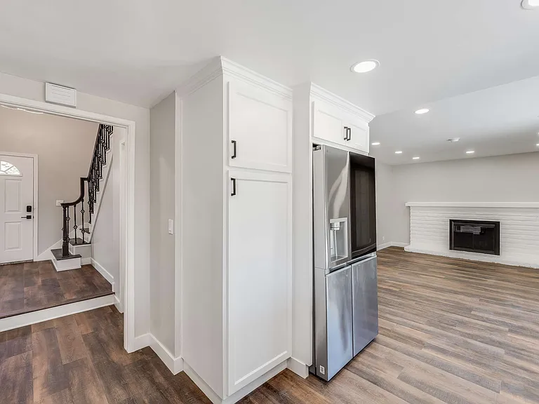 3147 Shriver Dr — Photo 8