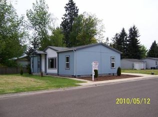 1540 Granite Dr, Woodburn, OR 97071