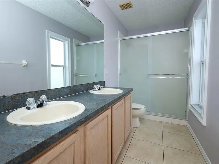 15219 Starleigh Rd — Photo 19
