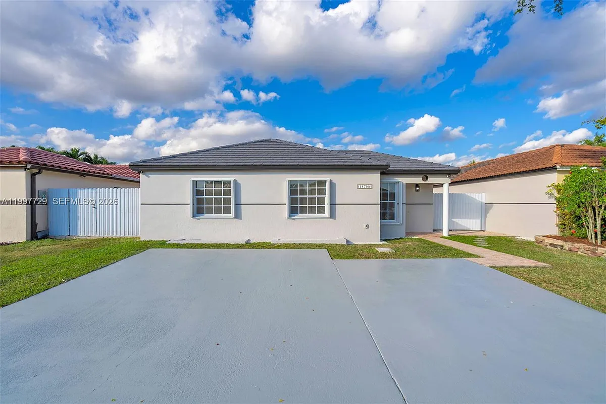 Building Photo - 14755 SW 82nd Ter
