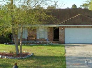 19650 E Sandstone Ln, Robertsdale, AL 36567
