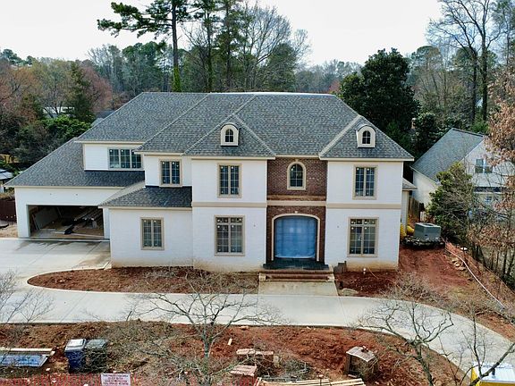 3rd image of 6832 Greystone Dr