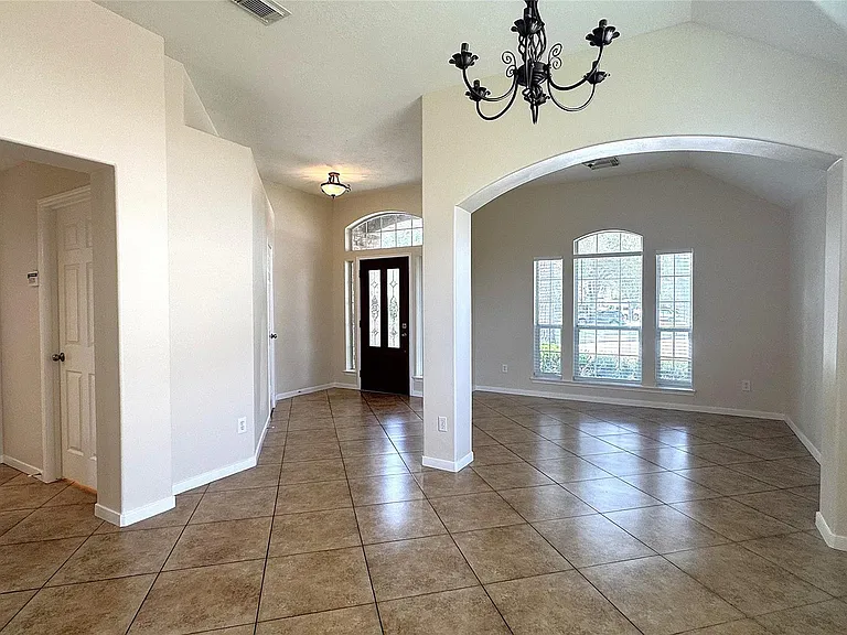 24926 Ranch Lake Ct — Photo 7