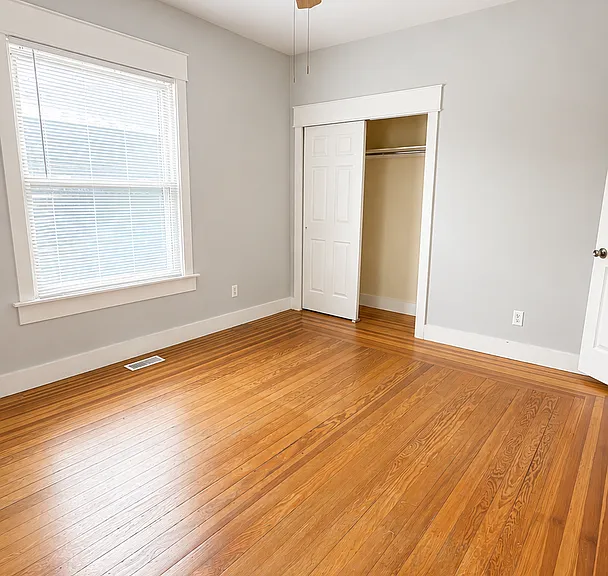 1417 10th Avenue — Photo 3