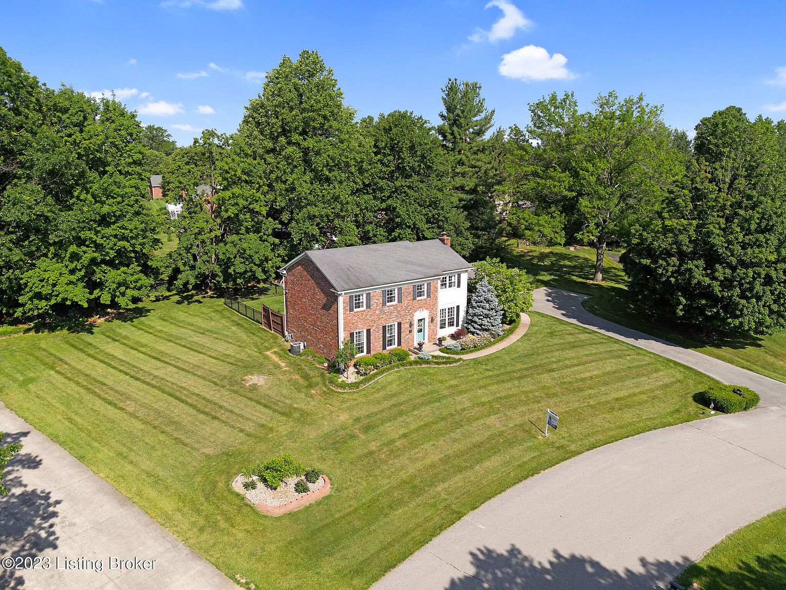 207 Old Spring Dr, Shelbyville, KY 40065 MLS 1637494 Zillow