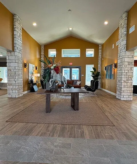 Leasing Office