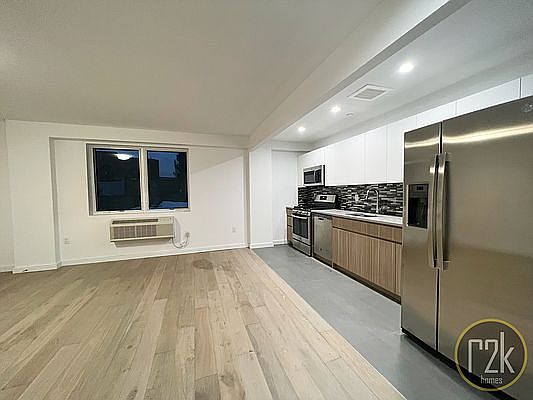 3rd image of 28-16 21st St #202A