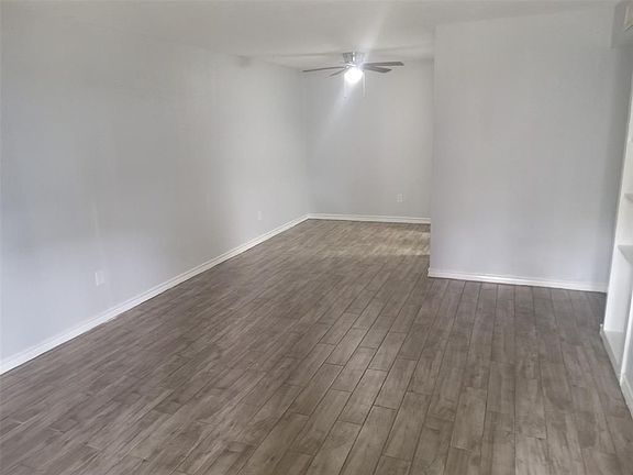 2nd image of 5625 Antoine Dr #711