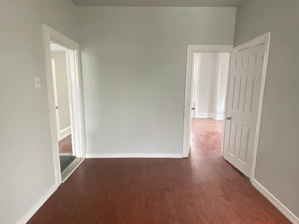 310 N 33rd St, Philadelphia, PA