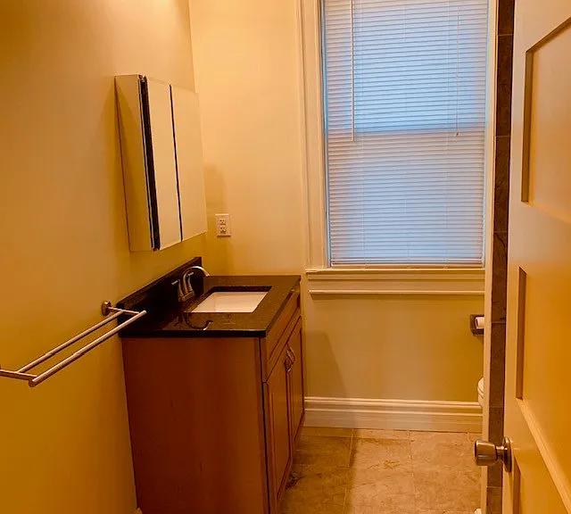 29 Portsmouth Ter #1 — Photo 10