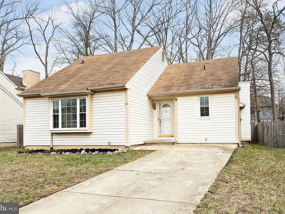2nd image of 61 Oak Forest Dr
