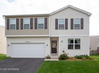 1832 Butterfield Rd, Woodstock, IL 60098