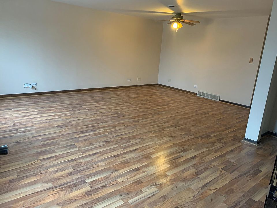 1st image of 16714 Hillside Pl APT 2