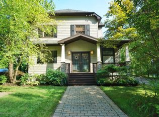 28 Yeomalt Ave, Staten Island, NY 10312