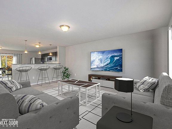 3rd image of 10855 Carmen Oak Dr