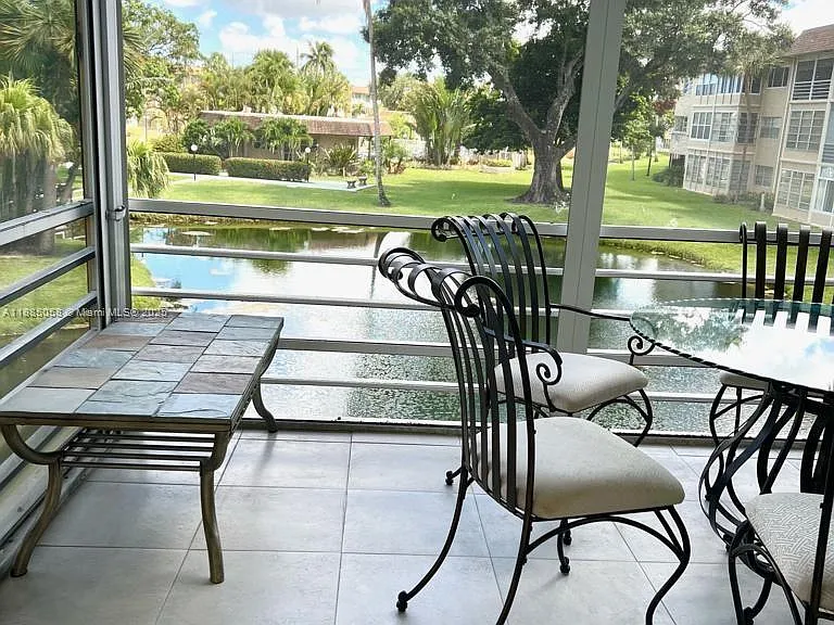 5051 W Oakland Park Blvd #204 — Photo 12
