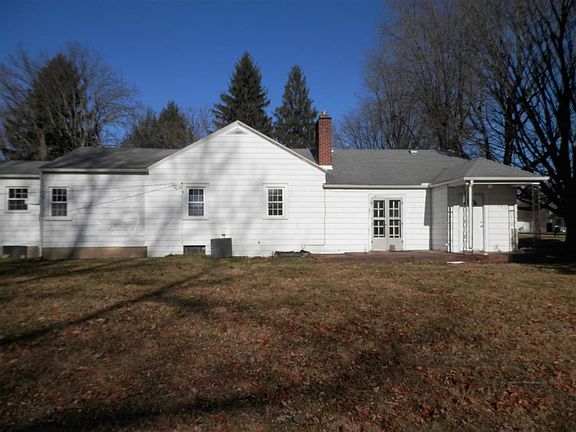 3rd image of 315 N Kimble Dr