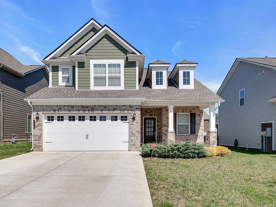 1st image of 829 Lexi Ln