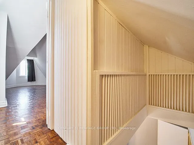 1007 Bathurst St #3 — Photo 27