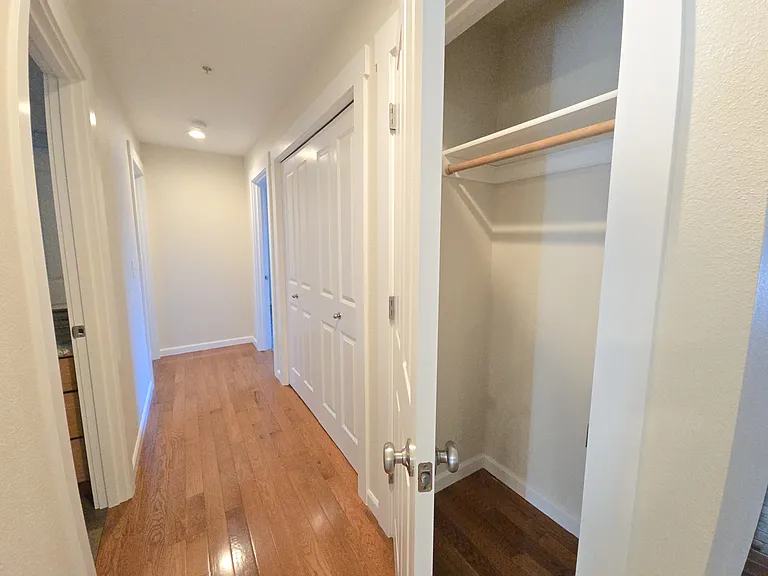 1912 Filbert St — Photo 6
