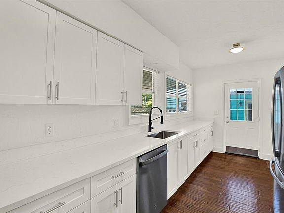 4th image of 1614 N Osceola Ave