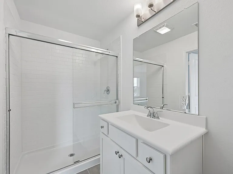 7818 Palm Glade Dr — Photo 27