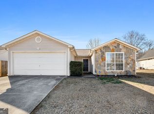 529 Lakecourt Dr, McDonough, GA 30253