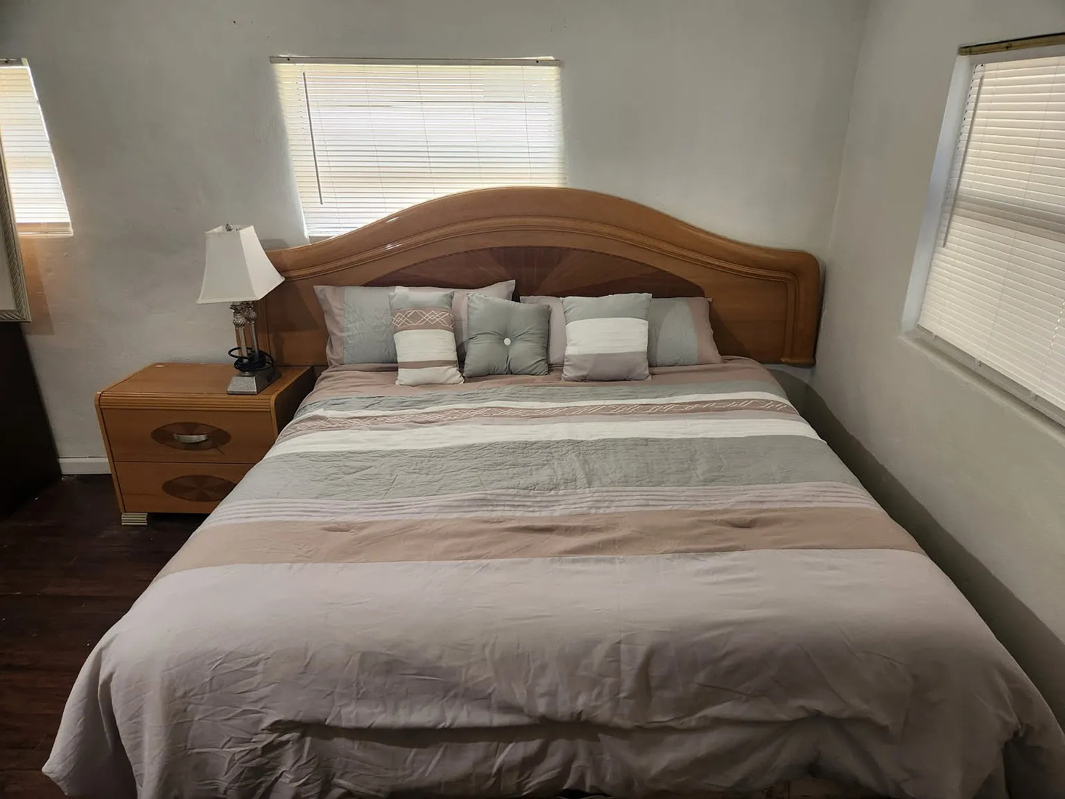 1 bed, $950 — Photo 2