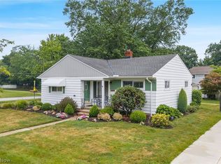 26742 Henry Rd, Bay Village, OH 44140
