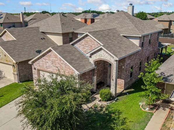5448 Grenada Dr, Fort Worth, TX 76119