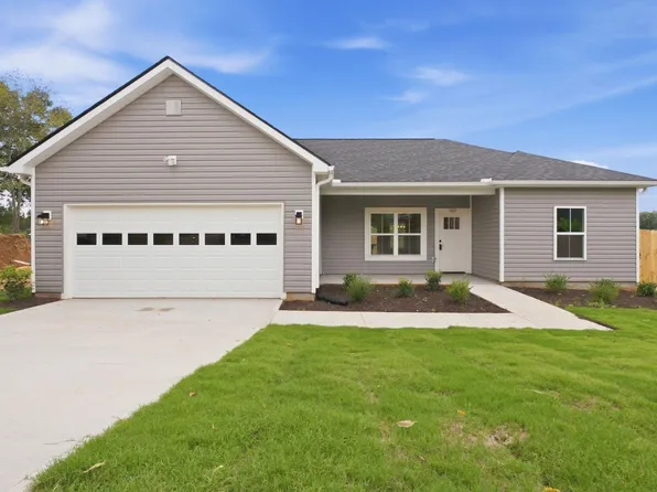 102 9th St, Greenville, SC 29611