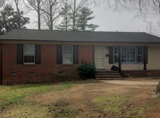 6316 Barrington Dr, Charlotte, NC 28215