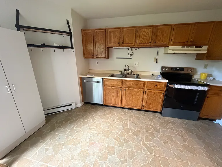 6 Chelsea Cir — Photo 5