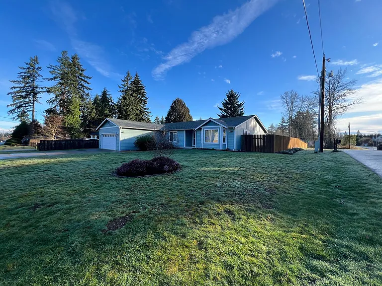 35852 13th Ave SW — Photo 2