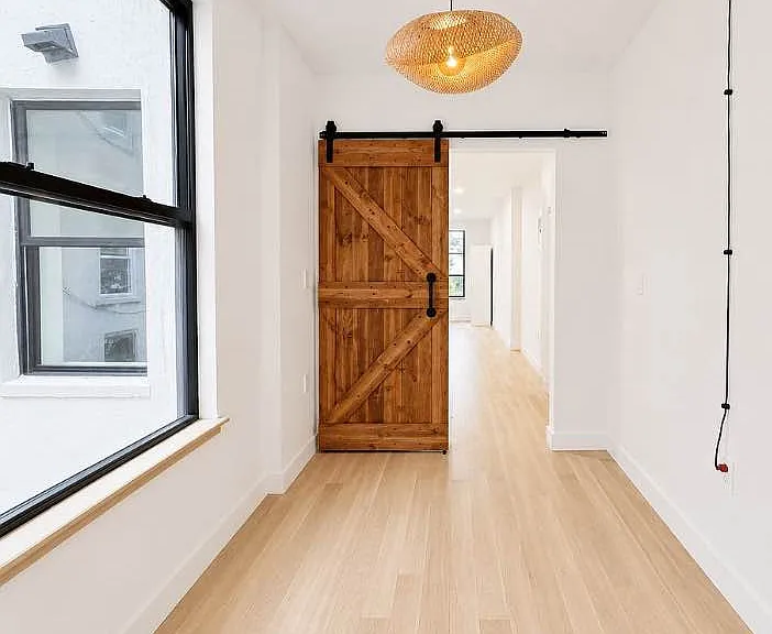 25-11 34th St #1D — Photo 9