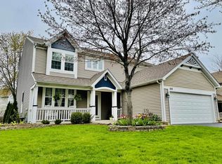 410 Arlington Ln, Grayslake, IL