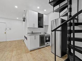 302 Mott St #9, New York, NY 10012