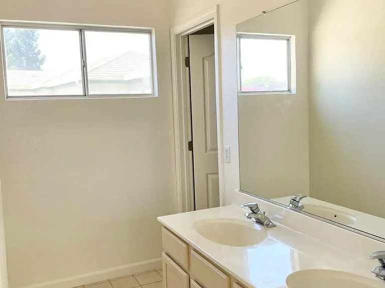 58 Penelope Ct — Photo 19