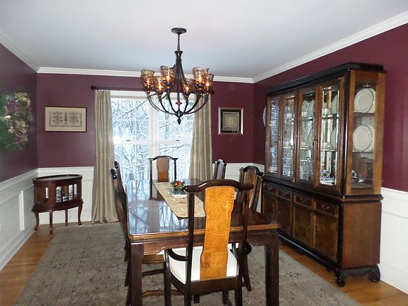 Elegant Formal Dining Room
