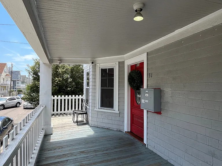 31 Barry St #2 — Photo 2