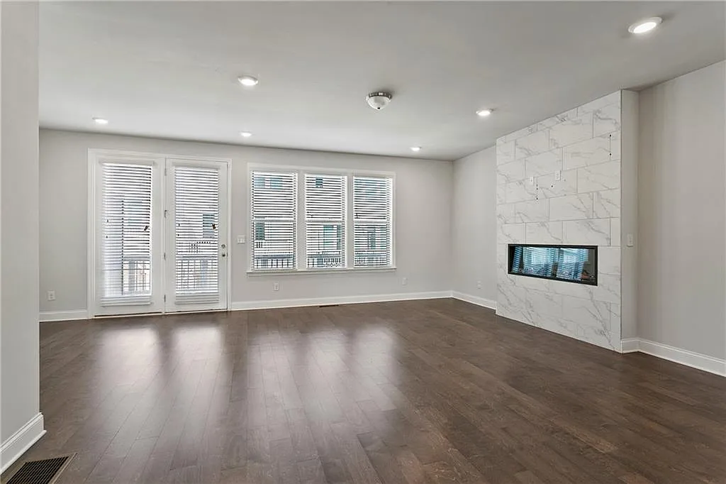 Building Photo - 4324 Water Elm Aly