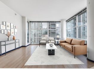 111 Georgia St W #1806, Vancouver, BC