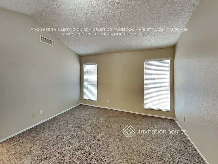 7748 W Cherry Hills Dr — Photo 8