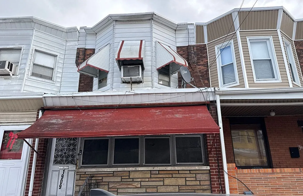 1909 S 21st St photo 1